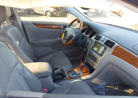 2005 Lexus Es 330 z USA, uszkodzony, nr VIN JTHBA30G355069343